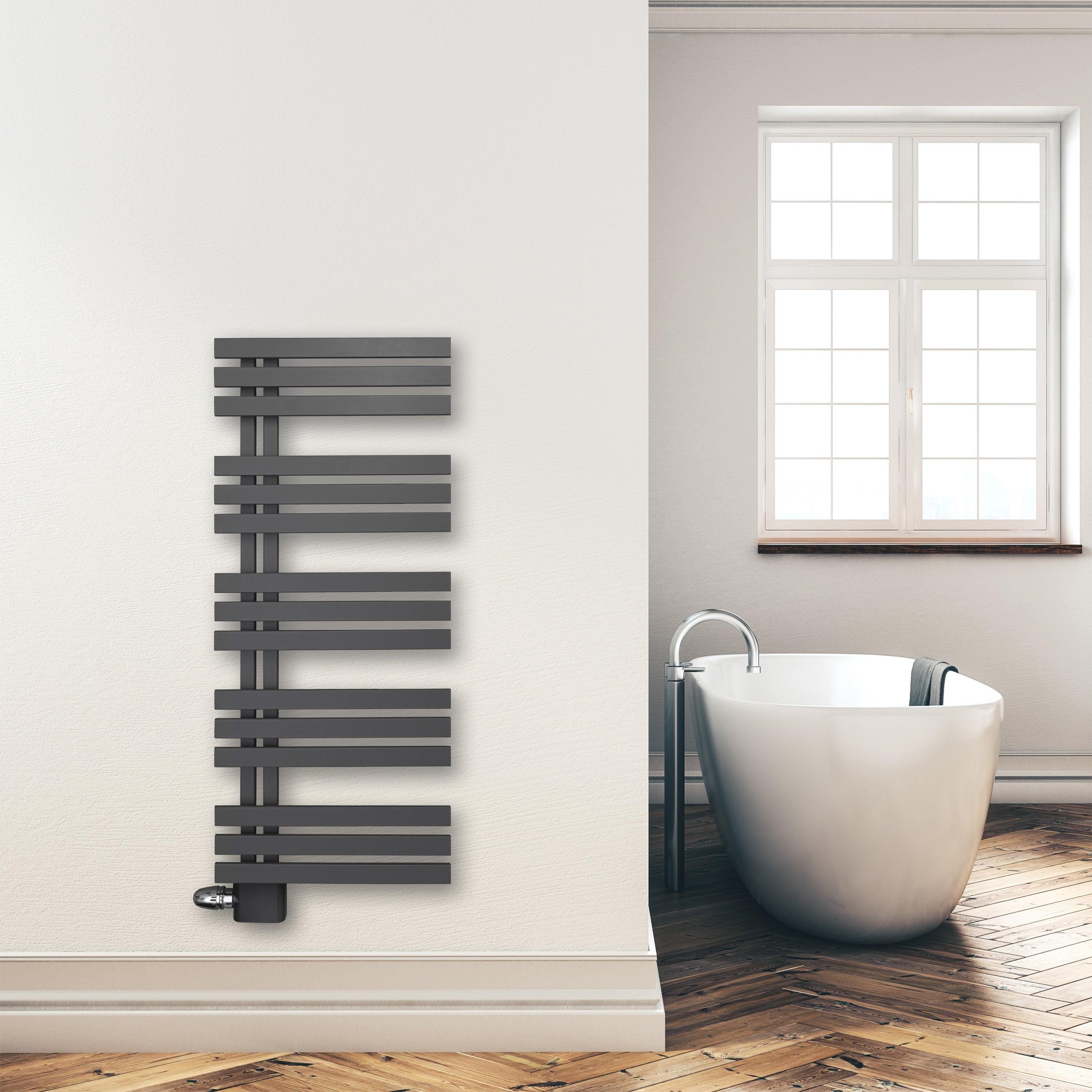 Design Badheizkörper Paneel Heizkörper 1200 x 500 mm Handtuch Mittel Anschluss links rechts anthrazit seitlich offen im modernen Bad - heizkoerper.shop