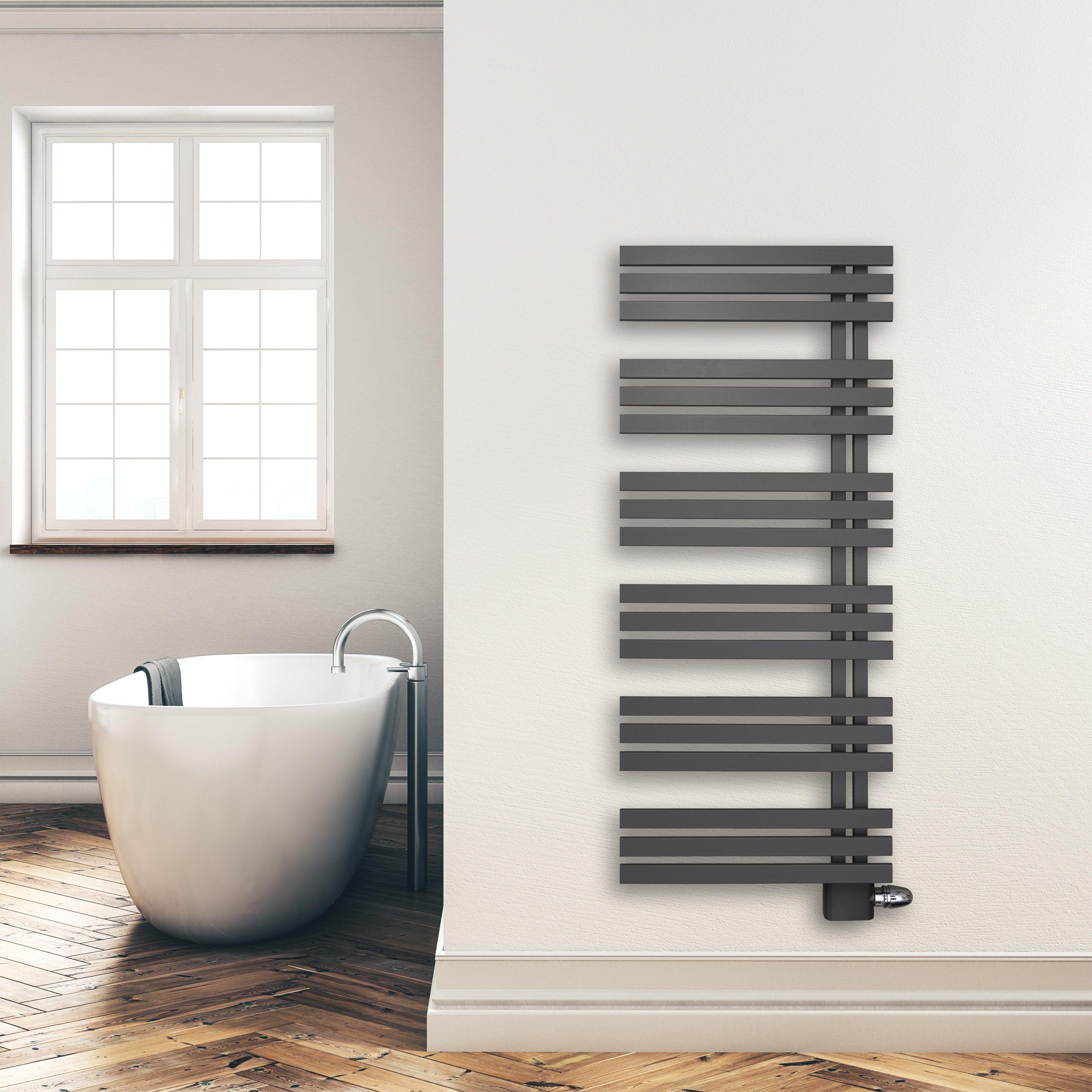 Handtuchheizkörper Paneel Heizkörper 1400 x 600 mm anthrazit Handtuch Mittel Anschluss links rechts inkl. Befestigung seitlich offen Montagebeispiel - heizkoerper.shop