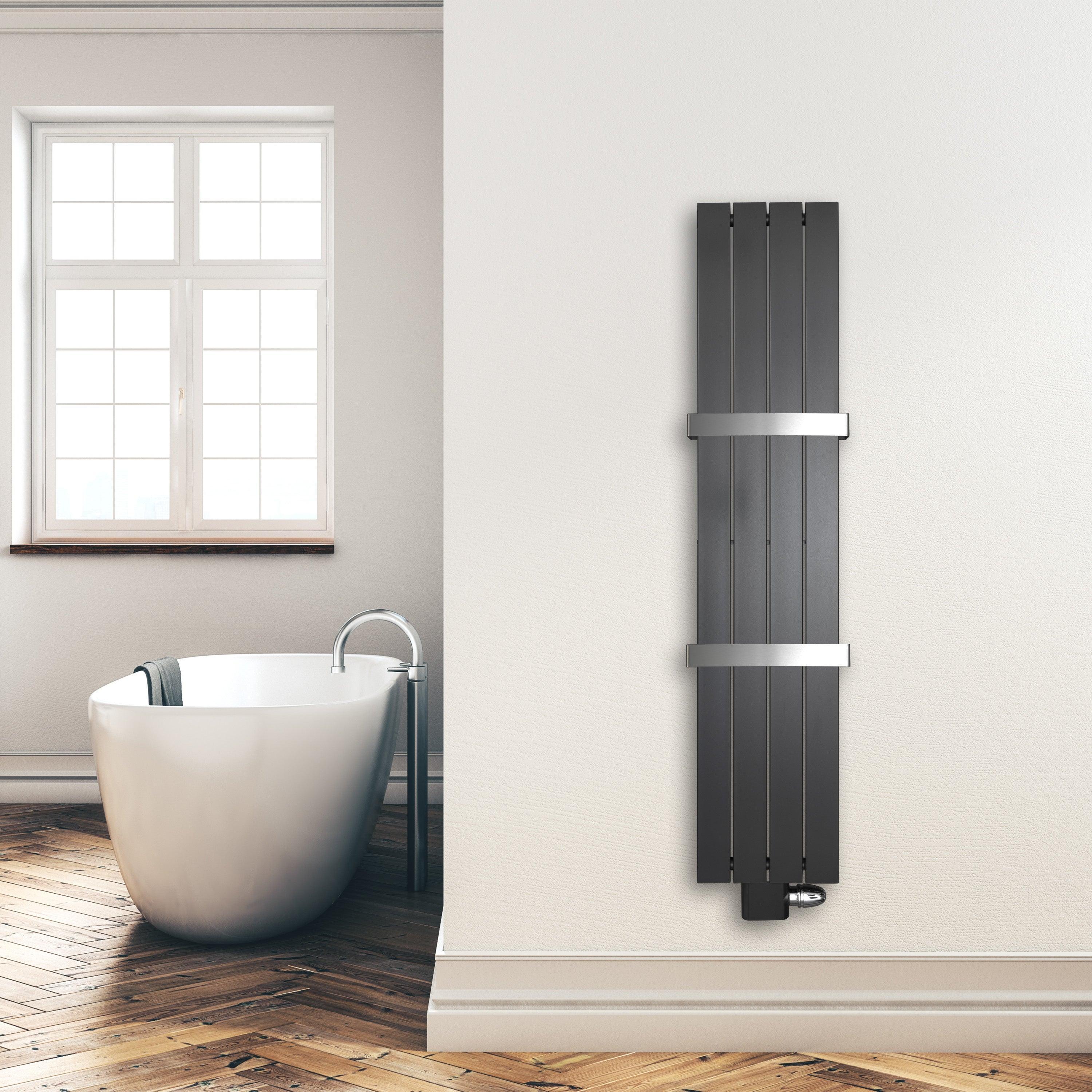 Design Paneelheizkörper 1500 x 298 vertikal mit 2 Handtuchstangen anthrazit Heizkörper Badheizkörper flach Montagebeispiel - heizkoerper.shop