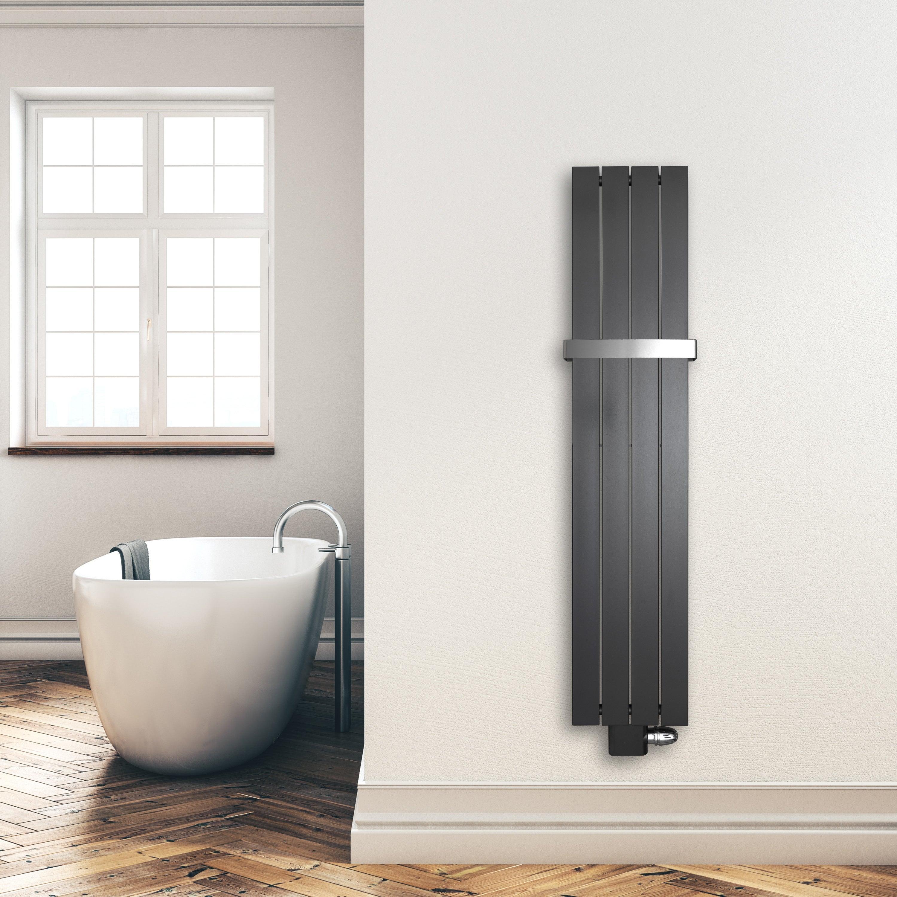 Design Paneelheizkörper 1500 x 298 vertikal mit Handtuchstange anthrazit Heizkörper Badheizkörper flach Montagebeispiel - heizkoerper.shop