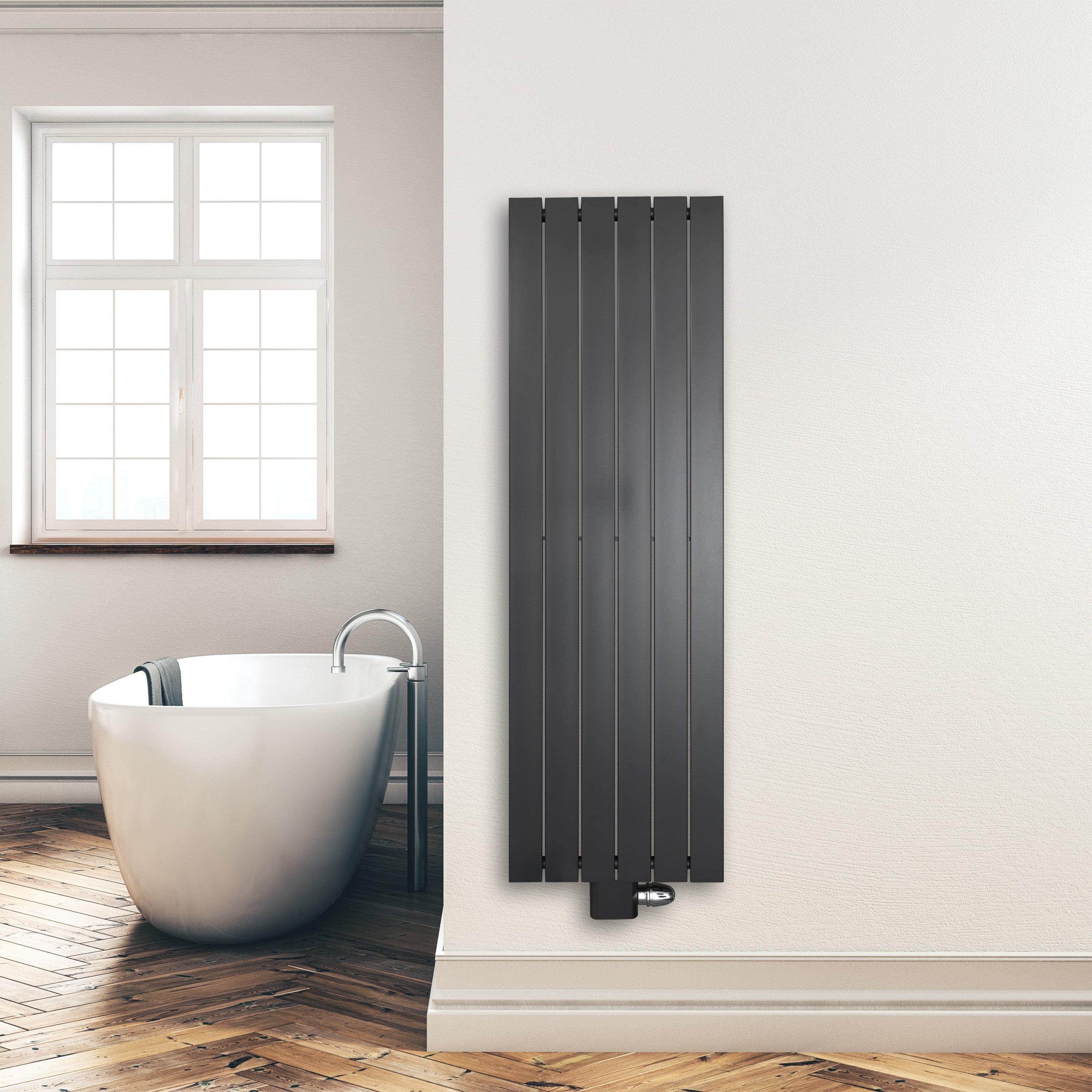 Design Paneelheizkörper 1500 x 450 mm vertikal anthrazit Heizkörper Badheizkörper flach Badezimmer Heizung Montagebeispiel - heizkoerper.shop