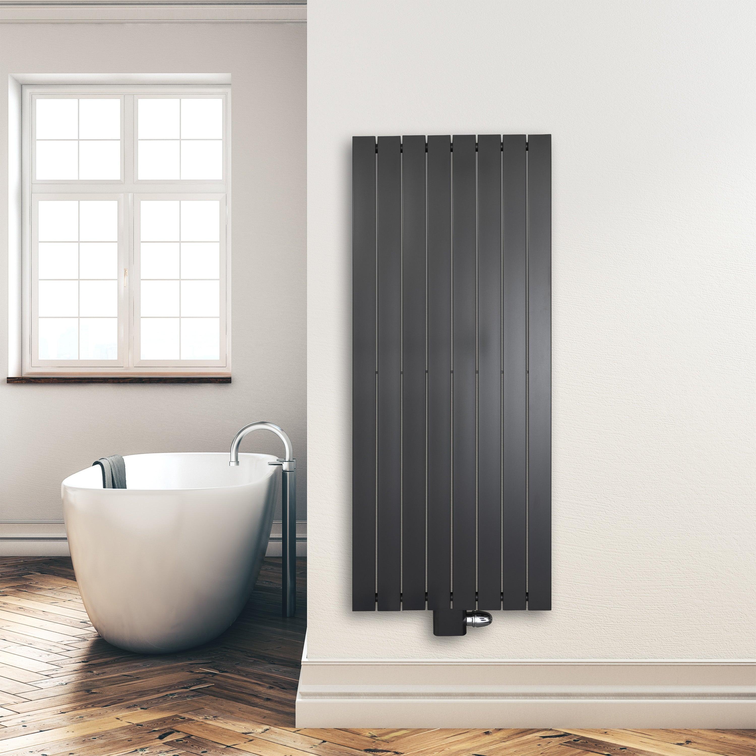 Design Paneelheizkörper 1500 x 602 mm vertikal anthrazit Heizkörper Badheizkörper flach Badezimmer Heizung Montagebeispiel - heizkoerper.shop
