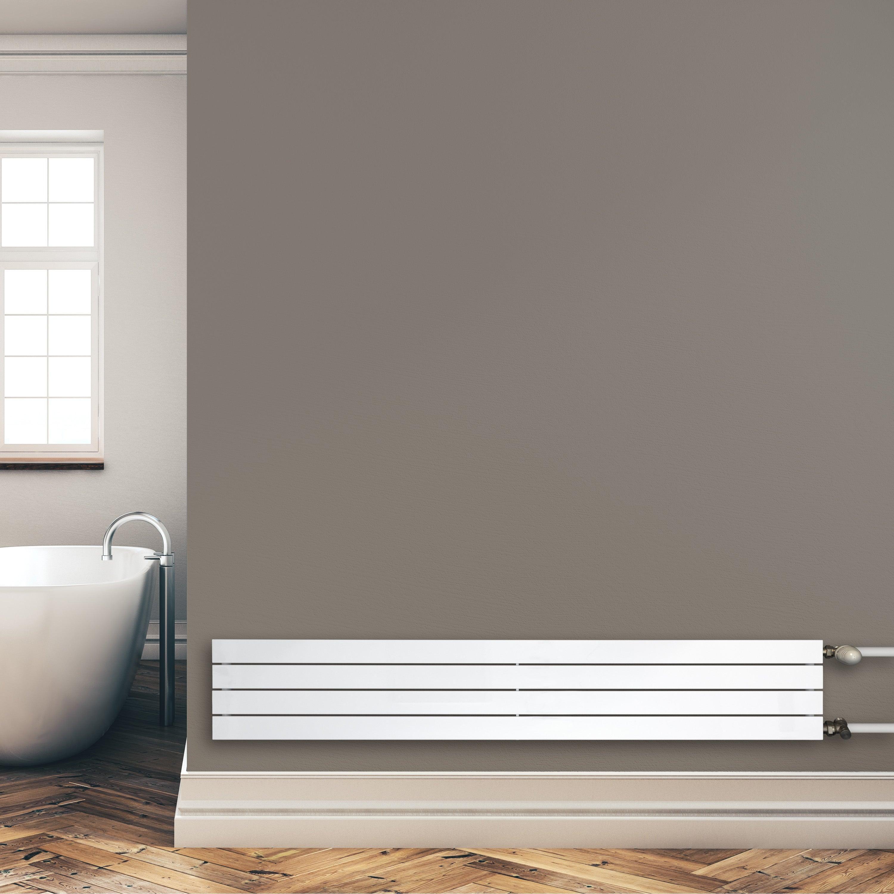 Design Paneelheizkörper 298 x 1800 mm horizontal mit seitlichem Anschluss Heizkörper Badheizkörper flach Montagebeispiel - heizkoerper.shop