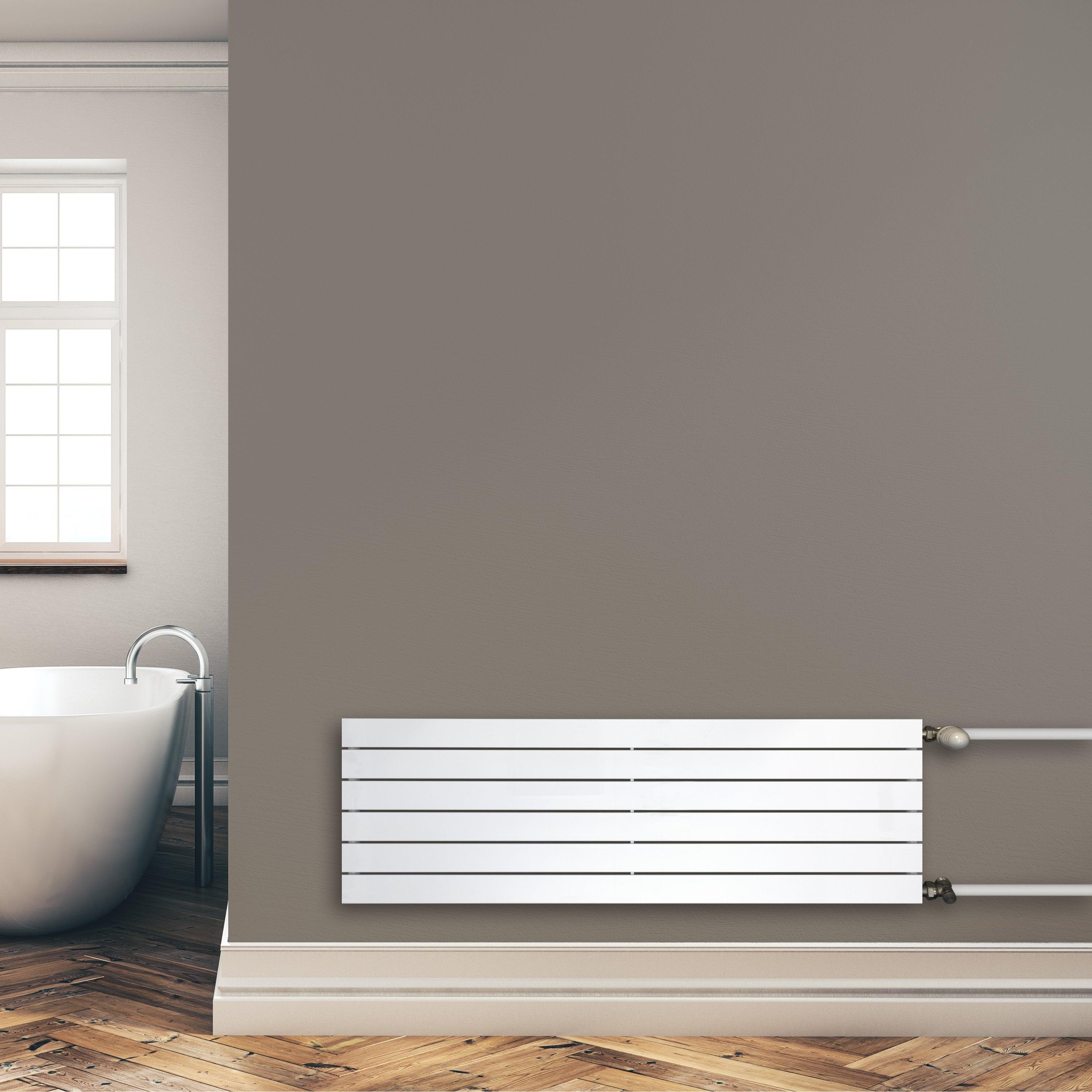 Design Paneelheizkörper 450 x 1400 mm horizontal mit seitlichem Anschluss Heizkörper Badheizkörper flach Montagebeispiel - heizkoerper.shop