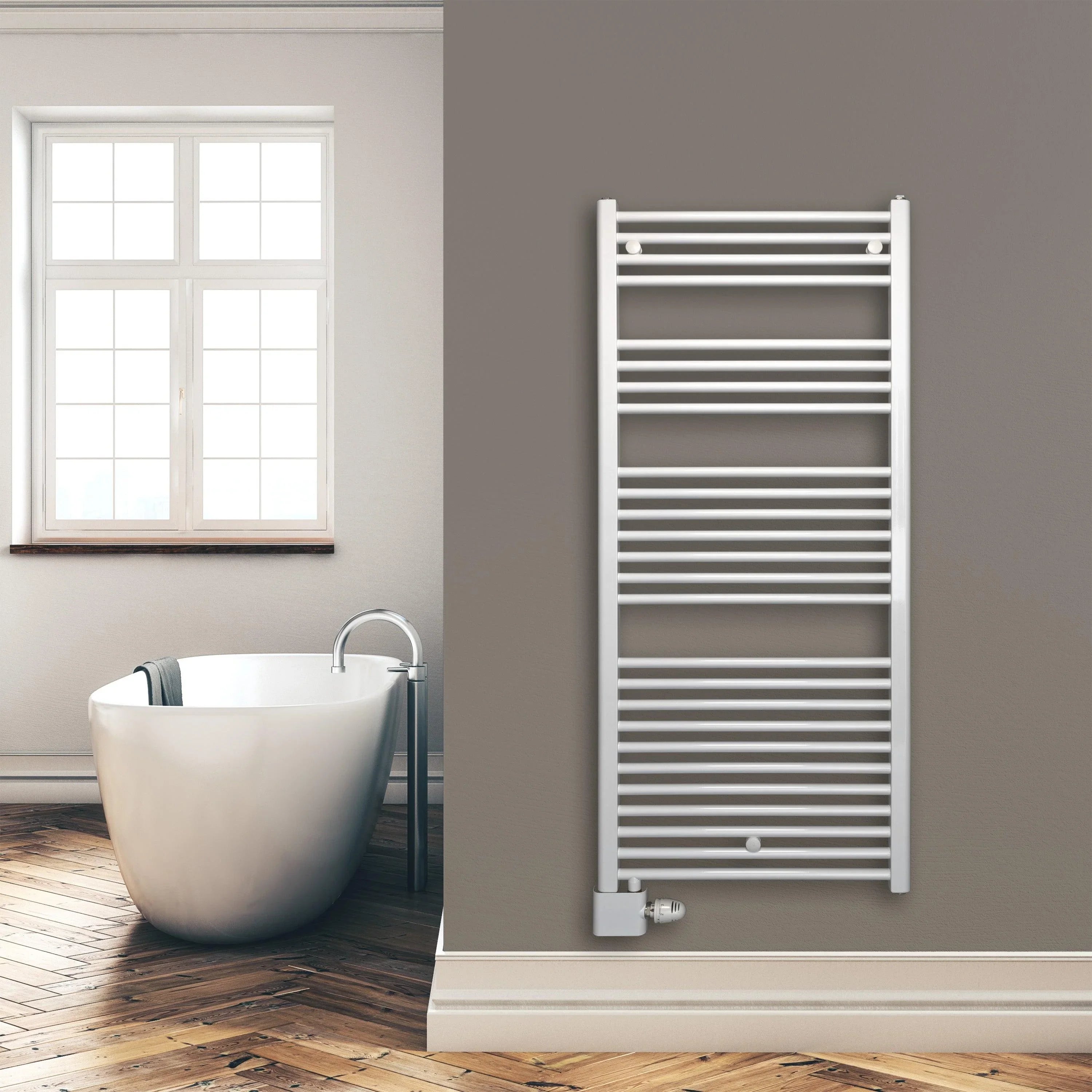 Handtuchheizkörper Badheizkörper 1424 x 600 mm mit Anschluss links oder rechts weiß | mit versetztem Mittelanschluss Montagebeispiel - heizkoerper.shop