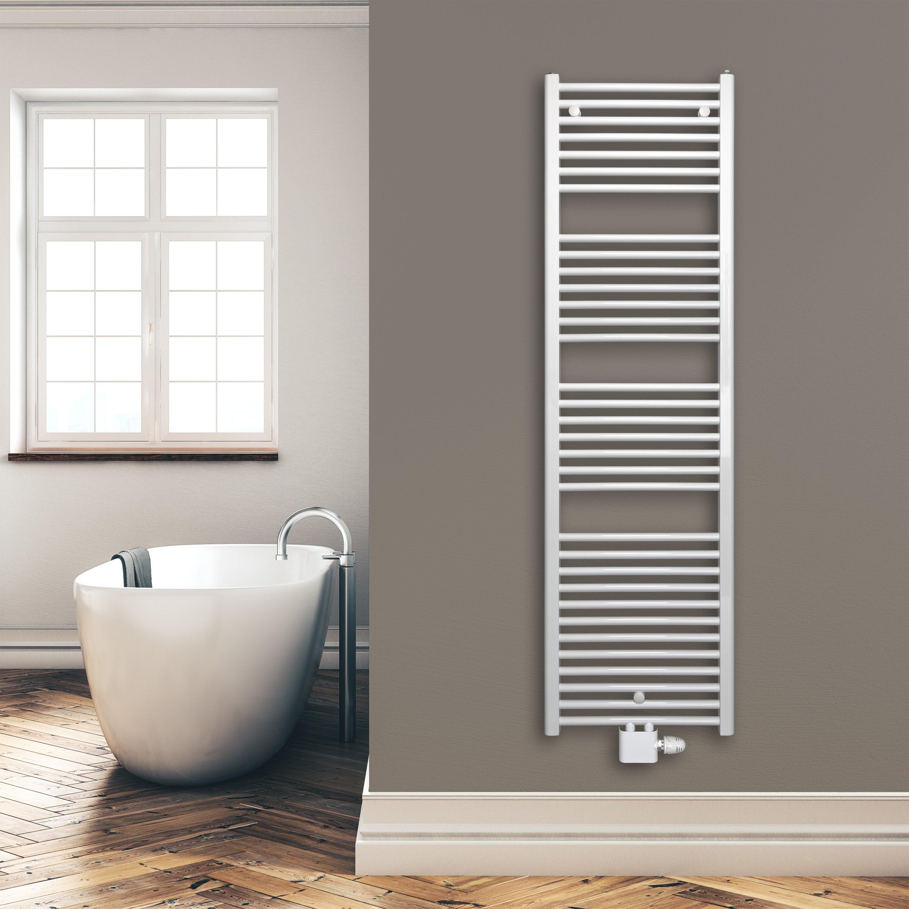 Badheizkörper 1732 x 500 mm gerade mit Mittenanschluss Handtuchhalter Badezimmer Heizung Handtuchwärmer weiß Montagebeispiel - heizkoerper.shop